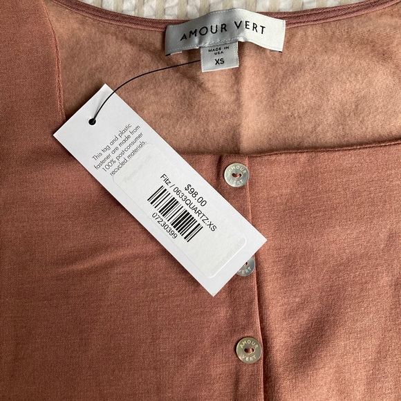 Amour Vert Fitz Luxe Fleece Top - Picture 5 of 6